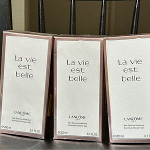 3 full size Lancome La Vie Est Belle Body Wash - White and Pink